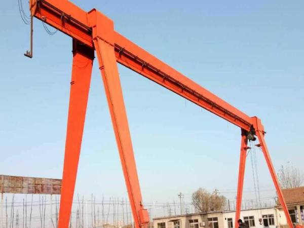 龍門吊門式起重機(jī)操作中如何確保環(huán)境保護(hù)？